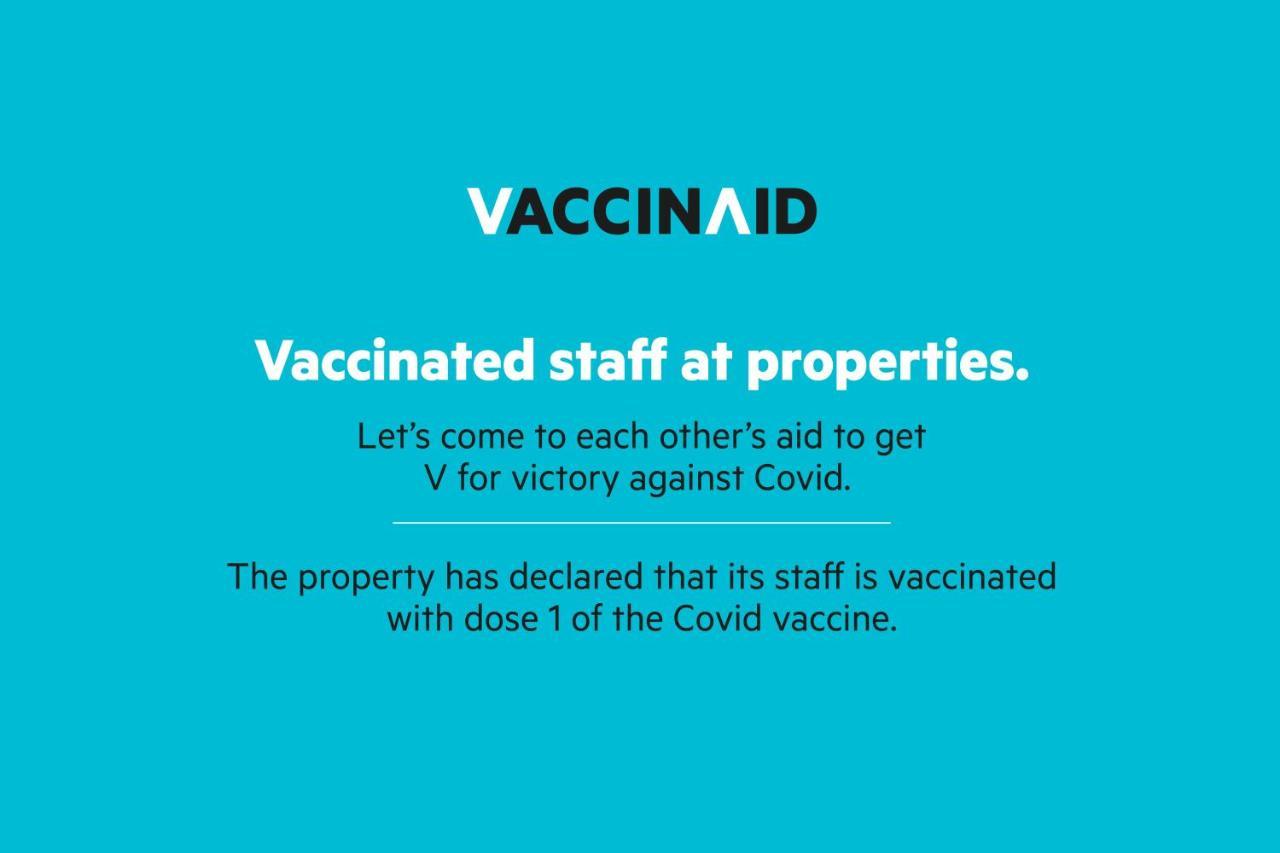 Vaccinated Staff - Collection O 13595 Vt Residency Hotell Bangalore Exteriör bild